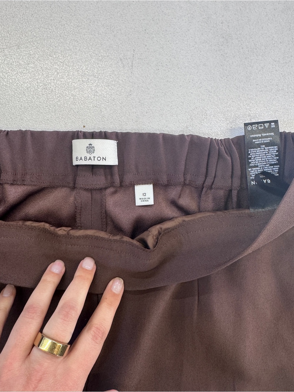 Babaton Aritzia Conan Cropped Pant - Women’s 12, Rich Mocha Brown - Picture 6 of 6